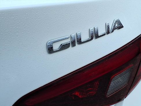 Used 2022 Alfa Romeo Giulia Ti image 12