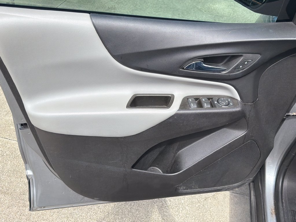 Used 2024 Chevrolet Equinox LS w/ LS Convenience Package FWD image 15