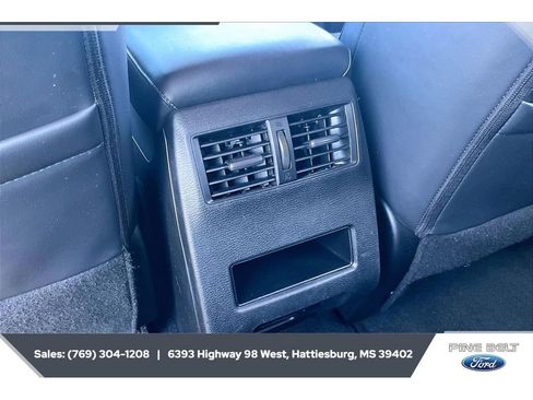 Used 2024 Mitsubishi Outlander SE AWD/4WD image 25