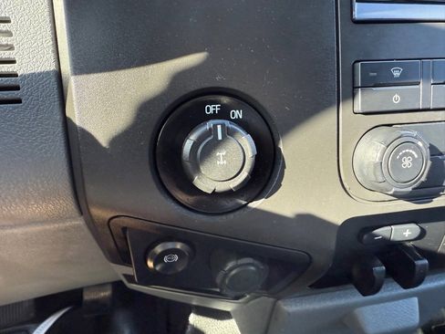 Used 2016 Ford F250 XL w/ XL Value Package image 27