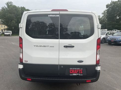 Used 2025 Ford Transit 250 Low Roof w/ Exterior Upgrade Package RWD image 4