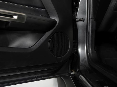 Used 2020 Ford Mustang Shelby GT500 w/ Technology Package RWD image 14