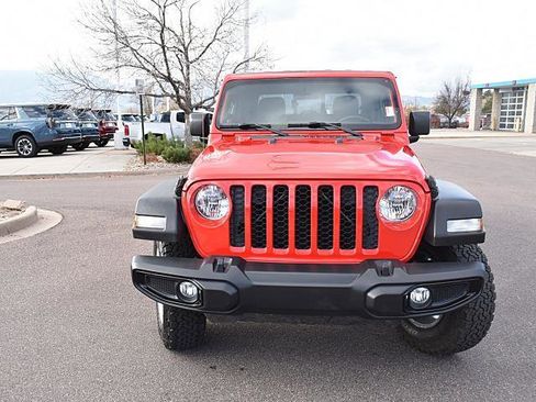 Used 2020 Jeep Gladiator Sport w/ Quick Order Package 24S image 2