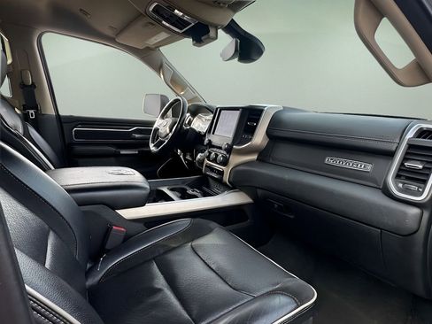 Used 2020 RAM 1500 Laramie RWD image 9