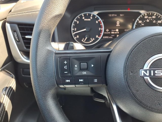 Used 2024 Nissan Rogue SV AWD/4WD image 9
