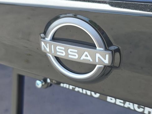 New 2026 Nissan Kicks SR w/ SR Premium Package FWD image 10