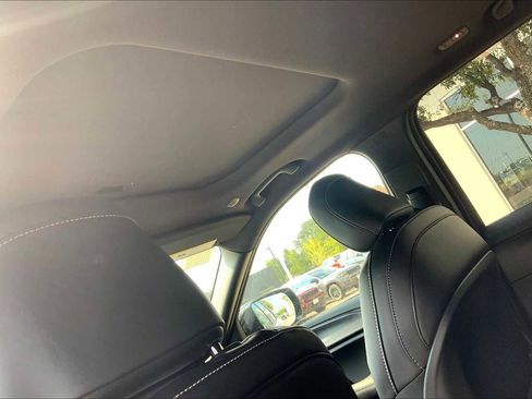 New 2025 Jeep Grand Cherokee Altitude image 17