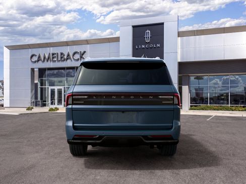 New 2027 Lincoln Navigator L Reserve AWD/4WD image 32