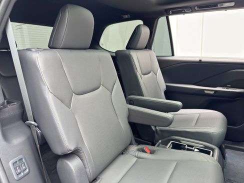 Used 2025 Lexus TX 350 AWD w/ Technology Package image 41