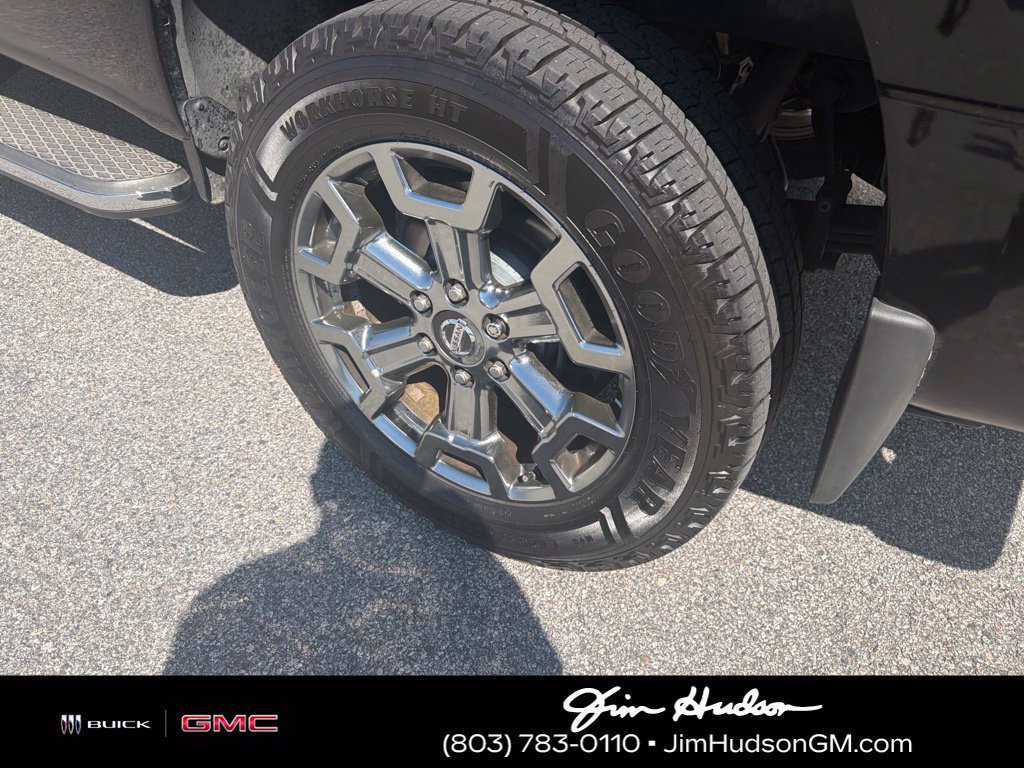 Used 2017 Nissan Titan SV RWD image 6