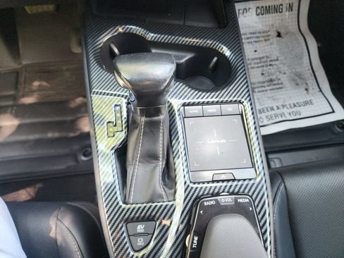 Used 2020 Lexus UX 250h w/ Premium Package AWD/4WD image 28