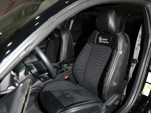 Used 2022 Ford Mustang GT Premium w/ GT Performance Package RWD image 7