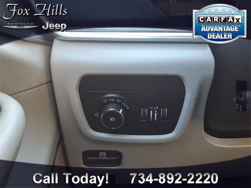 Certified 2023 Jeep Grand Cherokee Overland image 17