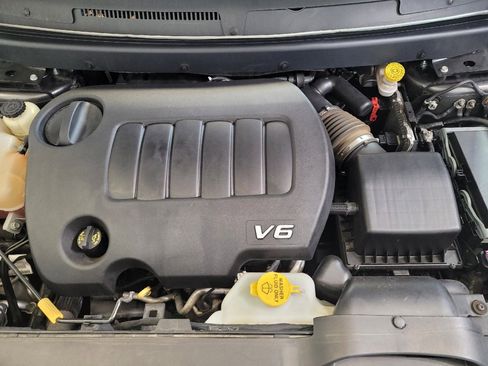 Used 2018 Dodge Journey SXT w/ Premium Group FWD image 30
