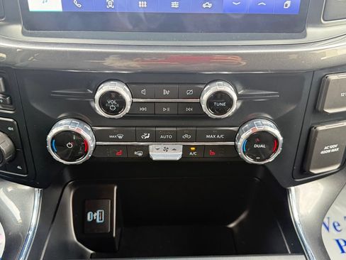 Used 2022 Ford F150 XLT w/ Equipment Group 302A High AWD/4WD image 18