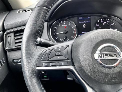 Certified 2019 Nissan Rogue SL w/ Premium Package image 23