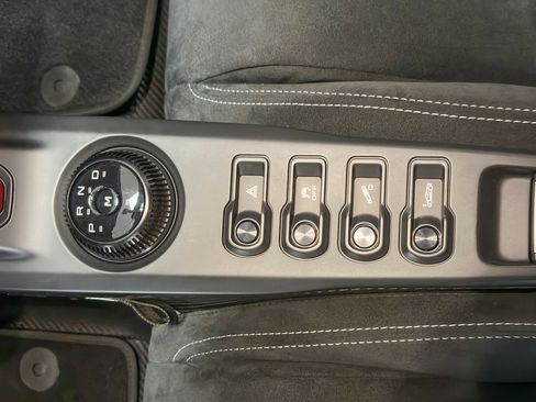 Used 2020 Ford GT Carbon Series image 51