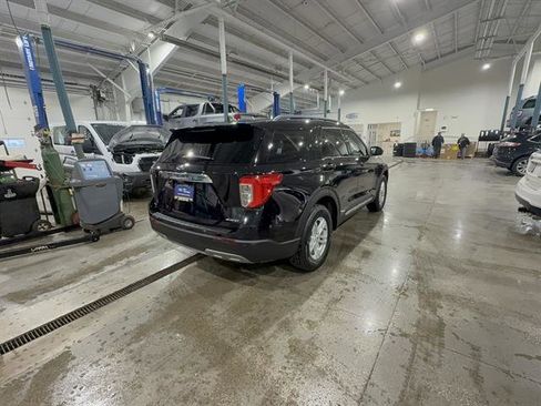 Certified 2023 Ford Explorer XLT w/ Equipment Group 202A image 7