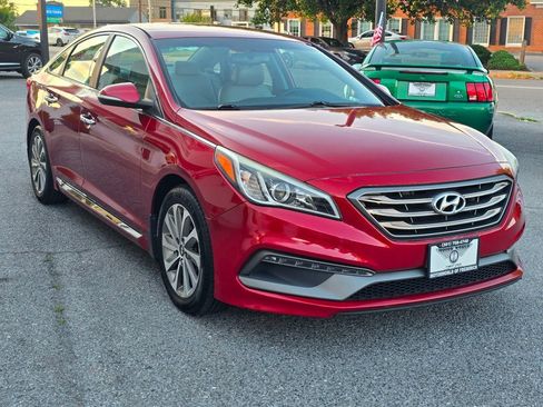 Used 2015 Hyundai Sonata Sport w/ Option Group 03 FWD image 3