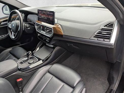 Used 2023 BMW X4 xDrive30i w/ Parking Assistance Package AWD/4WD image 18