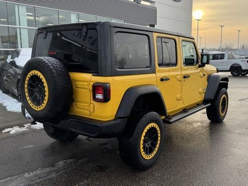 Used 2019 Jeep Wrangler Unlimited Sport S image 34