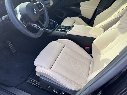 Used 2025 BMW X3 xDrive30i w/ Premium Package AWD/4WD image 7