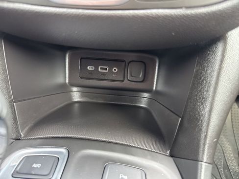 Used 2024 Chevrolet Equinox LT w/ LPO, Floor Liner Package AWD/4WD image 37