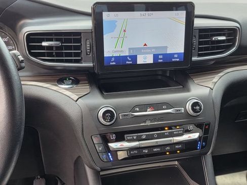 Certified 2020 Ford Explorer Limited RWD image 9