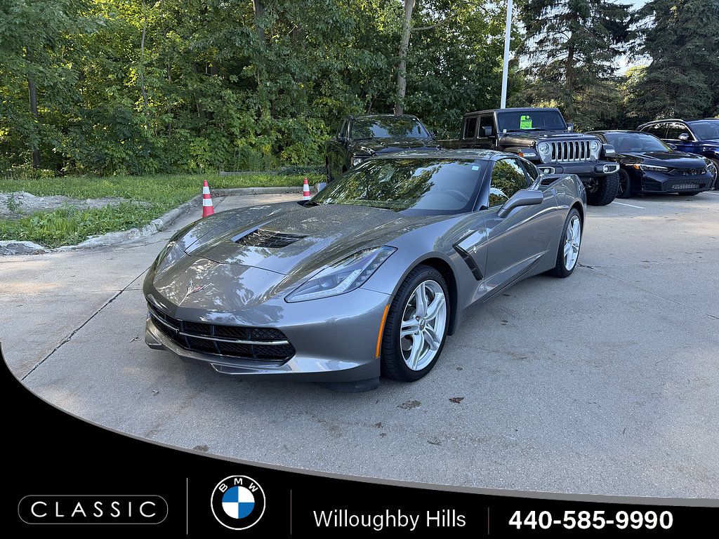 Used 2016 Chevrolet Corvette Stingray Coupe RWD image 1