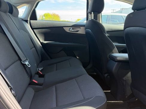 Used 2023 Kia Forte LXS w/ LXS Technology Package FWD image 10