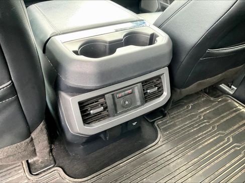 Used 2023 Ford F350 Lariat w/ Lariat Ultimate Package AWD/4WD image 11