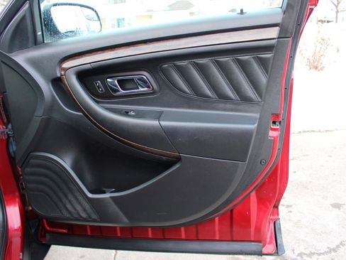 Used 2014 Ford Taurus Limited image 40