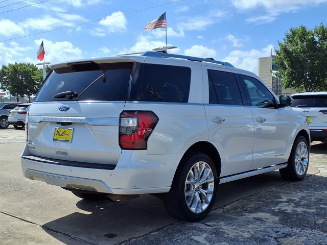 Used 2019 Ford Expedition Platinum RWD image 2