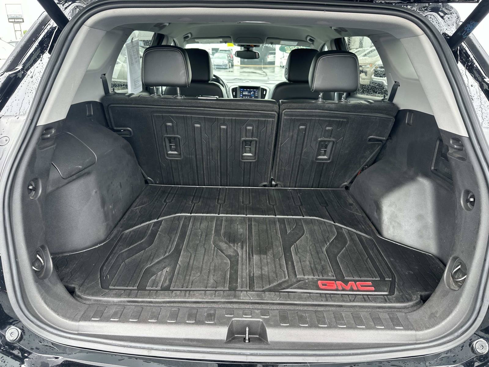 Certified 2022 GMC Terrain SLT FWD image 9