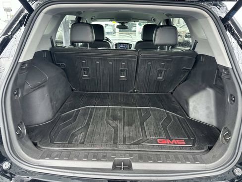 Certified 2022 GMC Terrain SLT FWD image 9