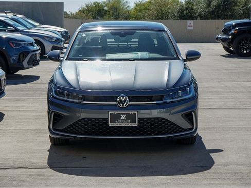 New 2026 Volkswagen Jetta SE image 4