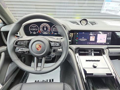 New 2026 Porsche Panamera GTS image 8