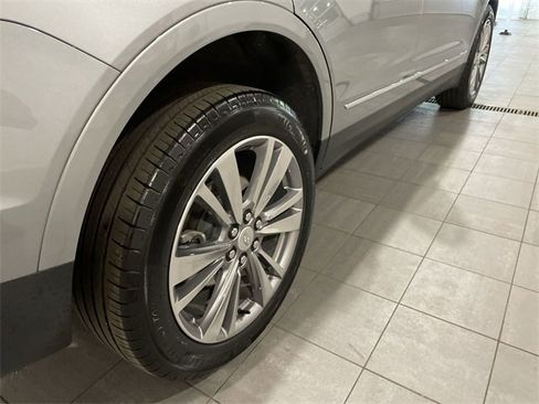 Certified 2025 Cadillac XT5 Premium Luxury image 13