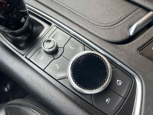 Used 2020 Cadillac XT6 Sport image 24