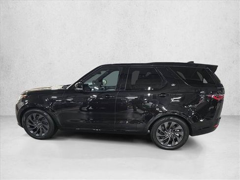 Used 2024 Land Rover Discovery Dynamic SE AWD/4WD image 7
