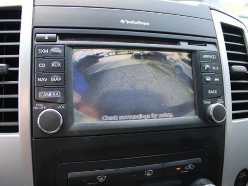 Used 2015 Nissan Xterra PRO-4X AWD/4WD image 33