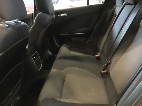 Used 2015 Dodge Charger SE w/ Power Sunroof Group AWD/4WD image 4
