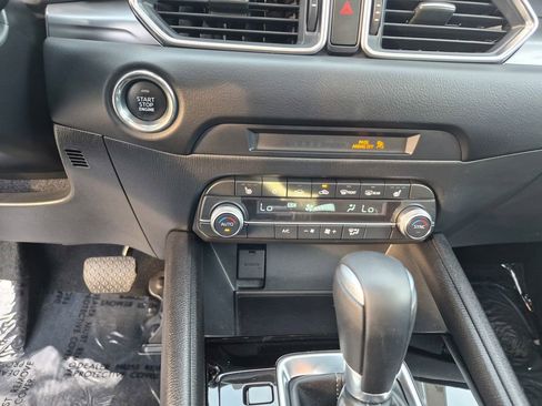 Used 2025 MAZDA CX-5 AWD 2.5 S w/ Preferred Package image 18