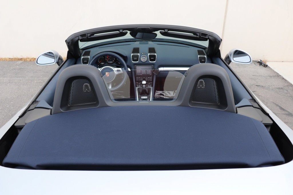 Used 2015 Porsche Boxster w/ Sport Chrono Package RWD image 20