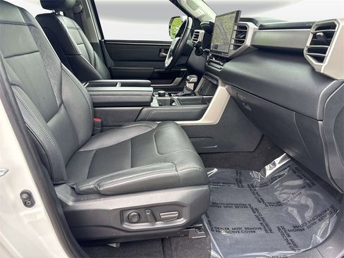 Used 2023 Toyota Tundra Limited w/ Power Package image 15