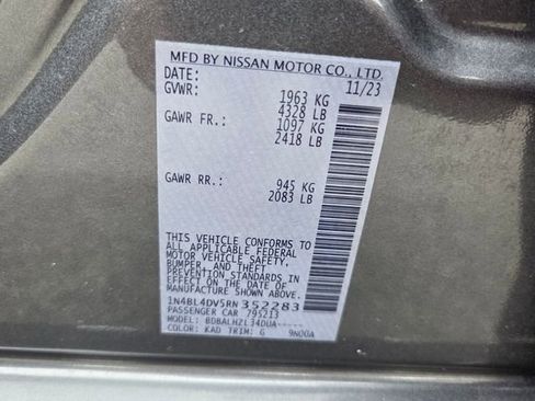 Used 2024 Nissan Altima 2.5 SV FWD image 19