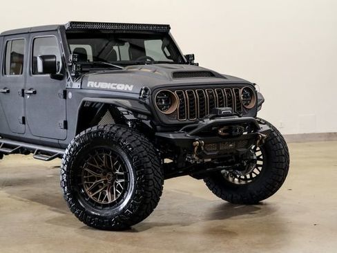 Used 2025 Jeep Gladiator Rubicon w/ Safety Group AWD/4WD image 34