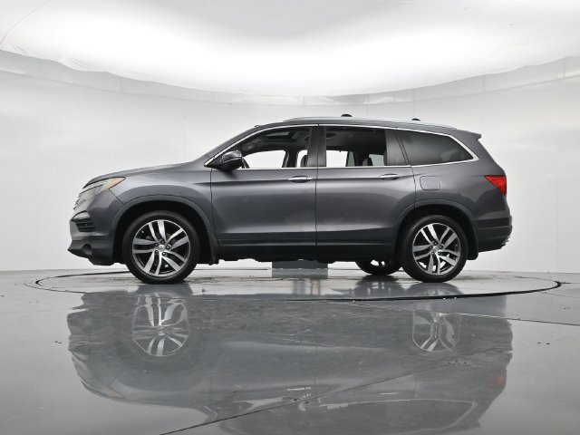 Used 2016 Honda Pilot Touring image 41
