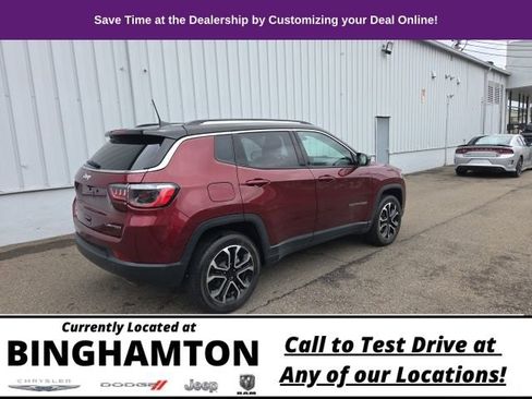 Used 2022 Jeep Compass Limited image 5