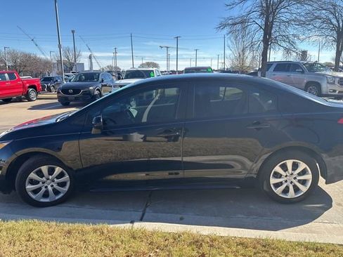 Used 2024 Toyota Corolla LE image 5